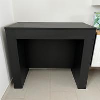 Tavolo salvaspazio allungabile