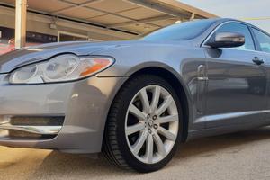 Jaguar xf 2.7   2008