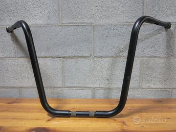 Manubrio Ape Hanger per Harley Davidson