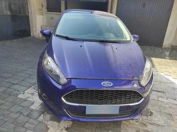 Ford Fiesta 1.4 benz/gpl