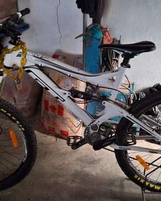 Mountainbike  Gt force 3.0
