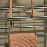 Borsetta rosa con catenella 