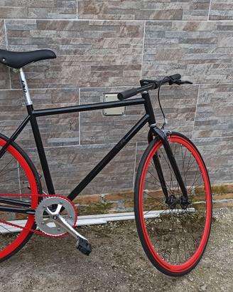 bici da pista, strada e da camera