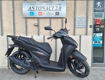 € 2999 - TNT XCS 125 - Omaggio Immatricolazione