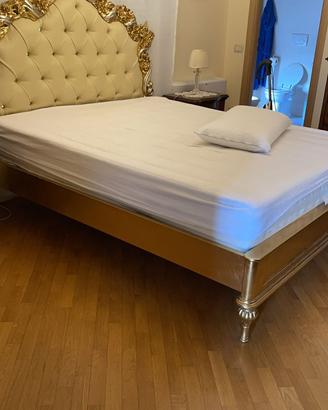 Letto matrimoniale