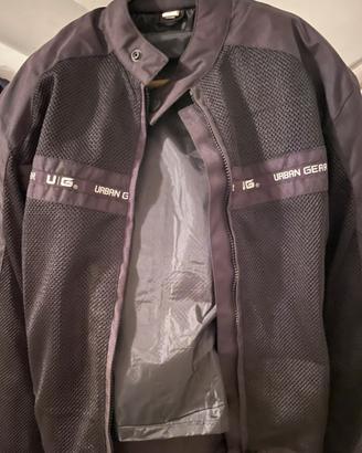 Giubbotto moto con protezione