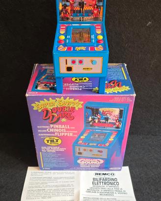 Casio Pop Game Space Invader LCD Game Vintage 1980