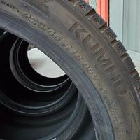 KUMHO INVERNALI  245/40/18 97W - 225/45/18 95V