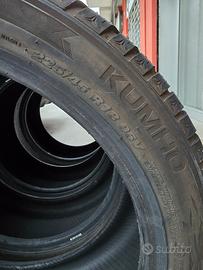 KUMHO INVERNALI  245/40/18 97W - 225/45/18 95V