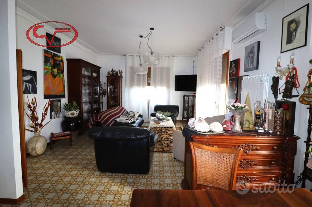 Appartamento di 149 m² con 4 locali e box auto dop - Vista 6