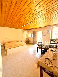 Casa centralissima a siderno