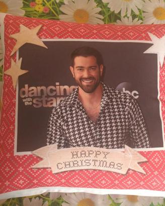 Cuscino Natalizio con Jesse Metcalfe attore