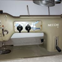 Macchina da cucire necchi 