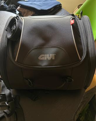 BAULETTO MOTO/SCOOTER GIVI 24 LT