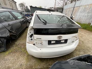posteriore toyota prius Terza serie XW30 2009 - 20