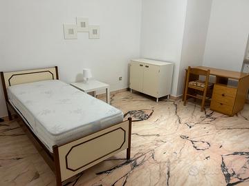 Camere singole in zona universitaria a Matera