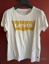 T-shirt Levis L