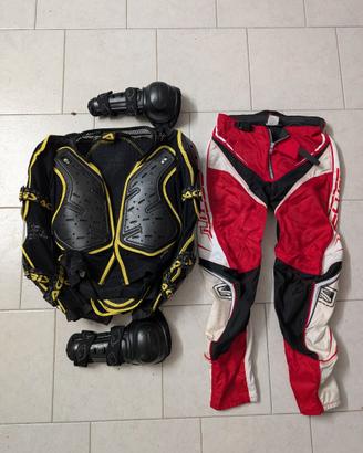 PETTORINA ACERBIS E PANTALONI SCOTT