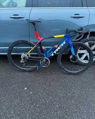 TREK MADONE SLR9 GEN 8