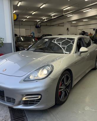 Porsche Panamera 4.8 Turbo BOOK SERVICE