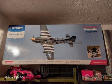 Aeromodello p51 mustang arf hangar 9 rc 20 cc