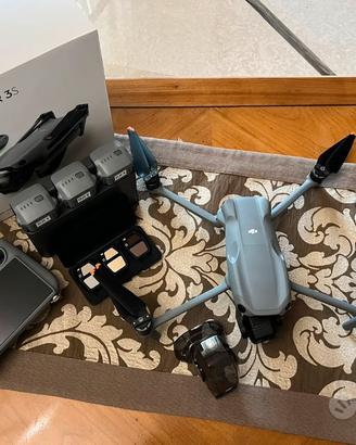 Drone DJI AIR 3s FLY MORE COMBO - RC2 con schermo