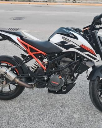 KTM Duke 125