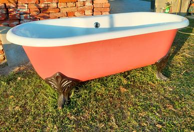 Vasca da bagno freestanding retrò