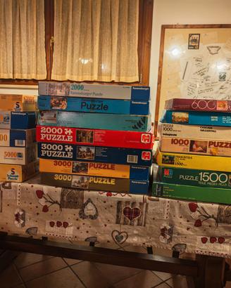 19 puzzles, in blocco ma anche singoli.