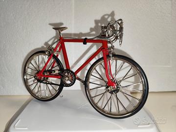 modellino bici da collezione