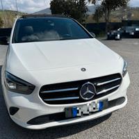 Mercedes-benz B 180 d Automatic Premium Business E