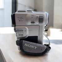Video camera Sony nastro digitale ottiche Zeiss