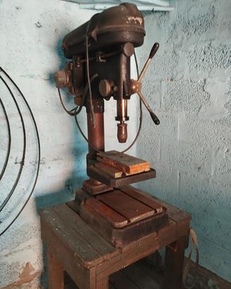 Trapano a colonna anni 60 
