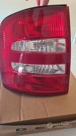 Stop posteriore  sx compatibile per Skoda Fabia