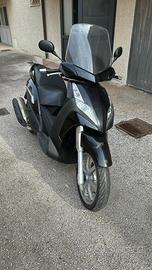 Peugeot Geopolis 400