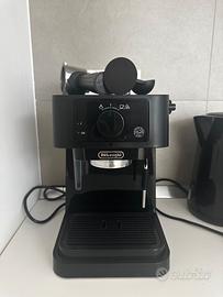 Macchina da caffè espresso De'Longhi – Quasi nuova