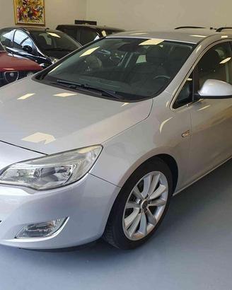 OPEL Astra 1.7 CDTI 125CV 5 porte Cosmo