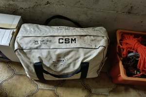 Zattera di salvataggio entro 12 miglia