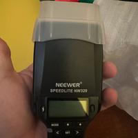 NEEWER® SPEEDLITE NW320
