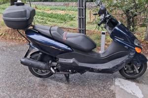 Yamaha Majesty 125 