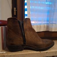 stivaletto alla caviglia