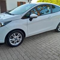 FORD FIESTA 1.5 TDCI 