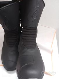 stivali moto forma