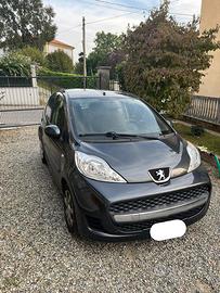 peugeot 107 nero
