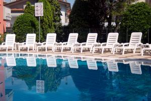 Appartamento con piscina piazza Milano - Agosto