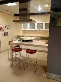 CUCINA ERNESTOMEDA AD ISOLA MOD SUPREME