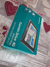 Navigatore Garmin Drive 40