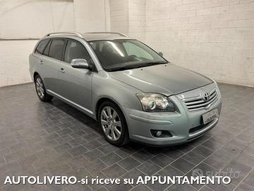 TOYOTA Avensis 2.2 D-4D 16V 150cv Station Wagon-