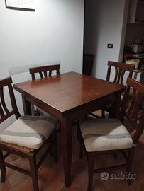 TAVOLO DA CUCINA E 4 SEDIE