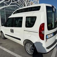 Doblo 2.0 m jet tetto alto e pedana disabili